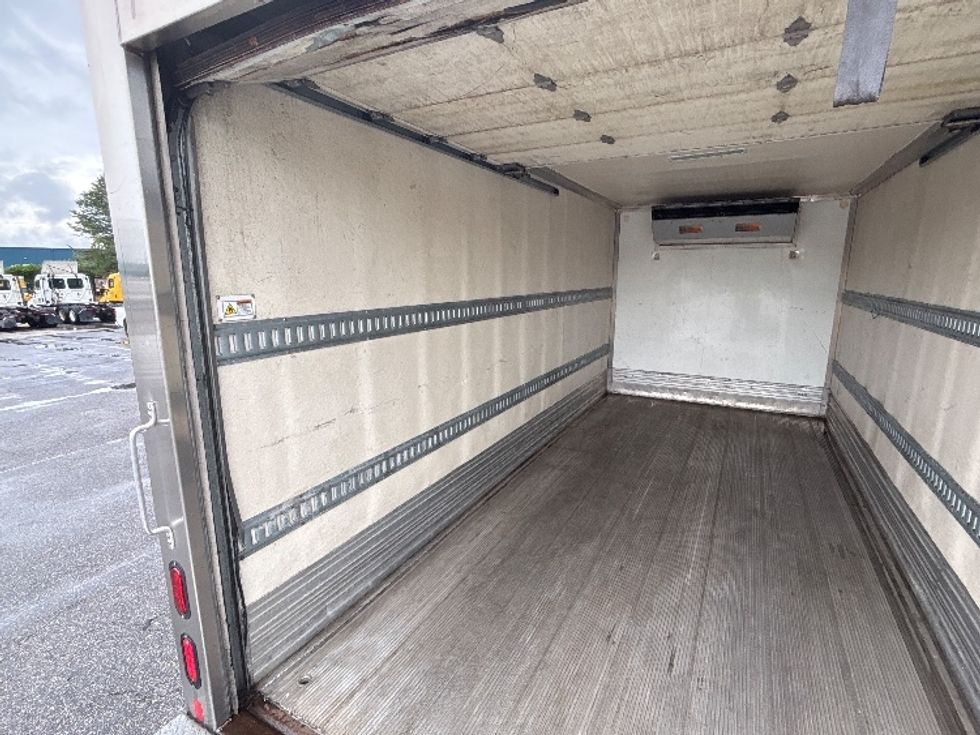 Refrigerated Truck-Light and Medium Duty Trucks-Hino-2020-195-Prince George-VA-107,085\n\t\tmiles-$ 49,500 - Image 11