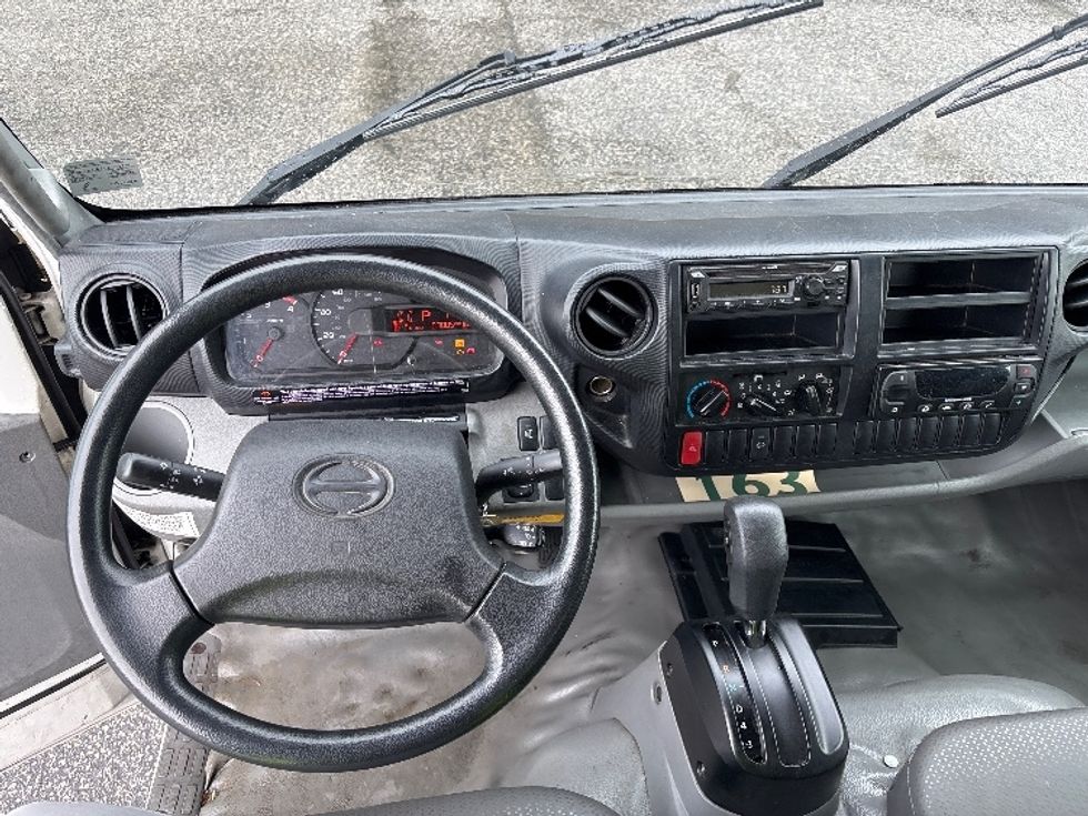 Refrigerated Truck-Light and Medium Duty Trucks-Hino-2020-195-Prince George-VA-107,085\n\t\tmiles-$ 49,500 - Image 18