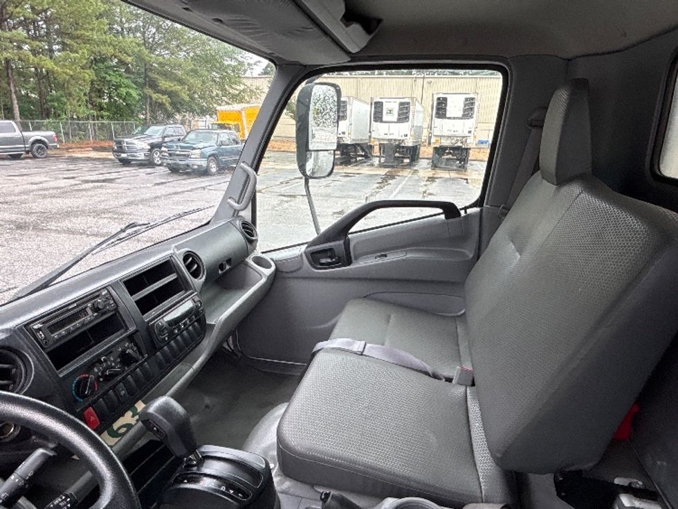 Refrigerated Truck-Light and Medium Duty Trucks-Hino-2020-195-Prince George-VA-107,085\n\t\tmiles-$ 49,500 - Image 19