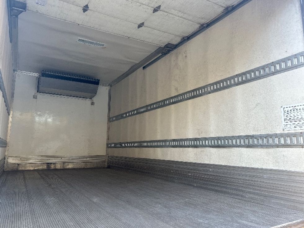 Refrigerated Truck-Light and Medium Duty Trucks-Hino-2020-195-Prince George-VA-136,289\n\t\tmiles-$ 51,000 - Image 12