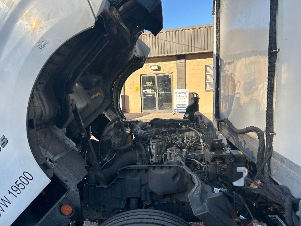 Refrigerated Truck-Light and Medium Duty Trucks-Hino-2020-195-Prince George-VA-136,289\n\t\tmiles-$ 51,000 - Image 25