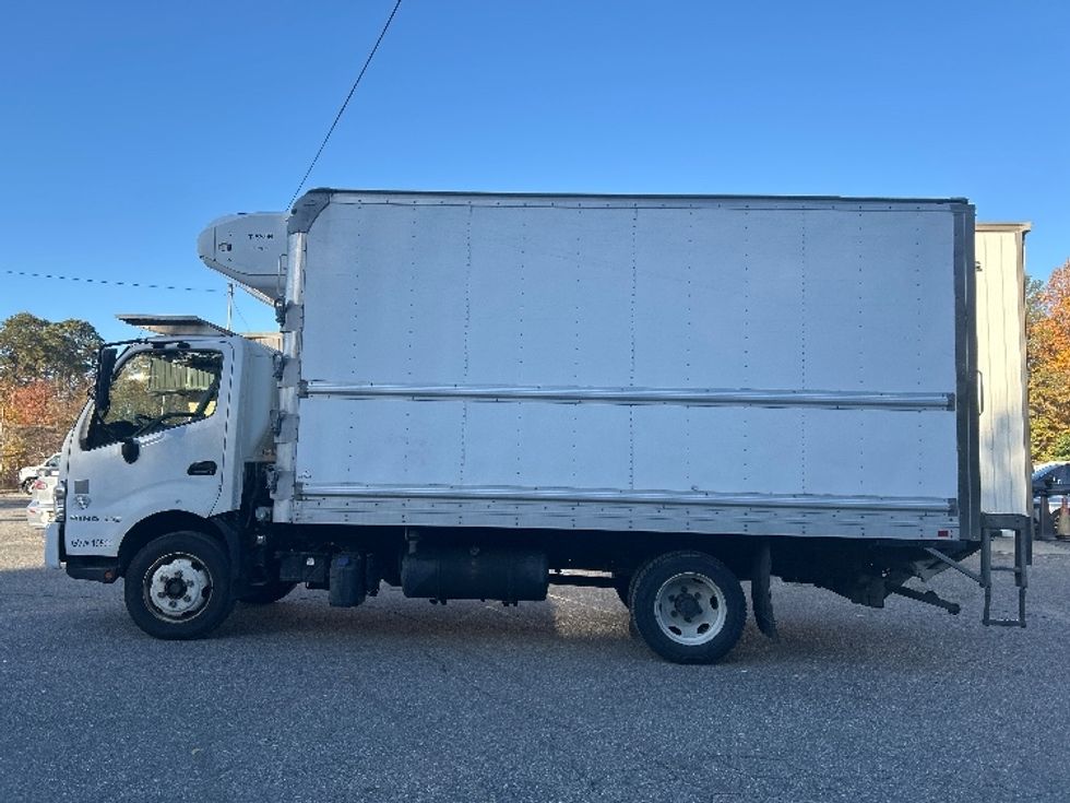 Refrigerated Truck-Light and Medium Duty Trucks-Hino-2020-195-Prince George-VA-136,289\n\t\tmiles-$ 51,000 - Image 4