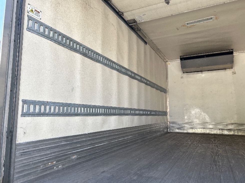 Refrigerated Truck-Light and Medium Duty Trucks-Hino-2020-195-Prince George-VA-142,977\n\t\tmiles-$ 50,000 - Image 11