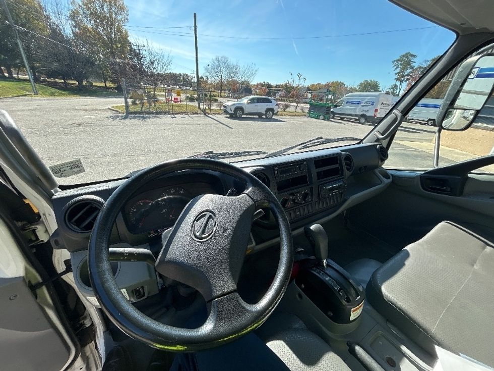 Refrigerated Truck-Light and Medium Duty Trucks-Hino-2020-195-Prince George-VA-142,977\n\t\tmiles-$ 50,000 - Image 17