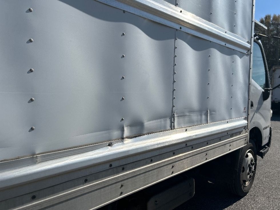 Refrigerated Truck-Light and Medium Duty Trucks-Hino-2020-195-Prince George-VA-142,977\n\t\tmiles-$ 50,000 - Image 29