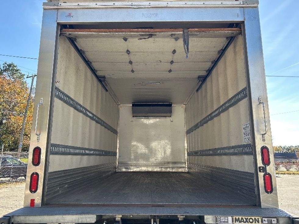 Refrigerated Truck-Light and Medium Duty Trucks-Hino-2020-195-Prince George-VA-142,977\n\t\tmiles-$ 50,000 - Image 8