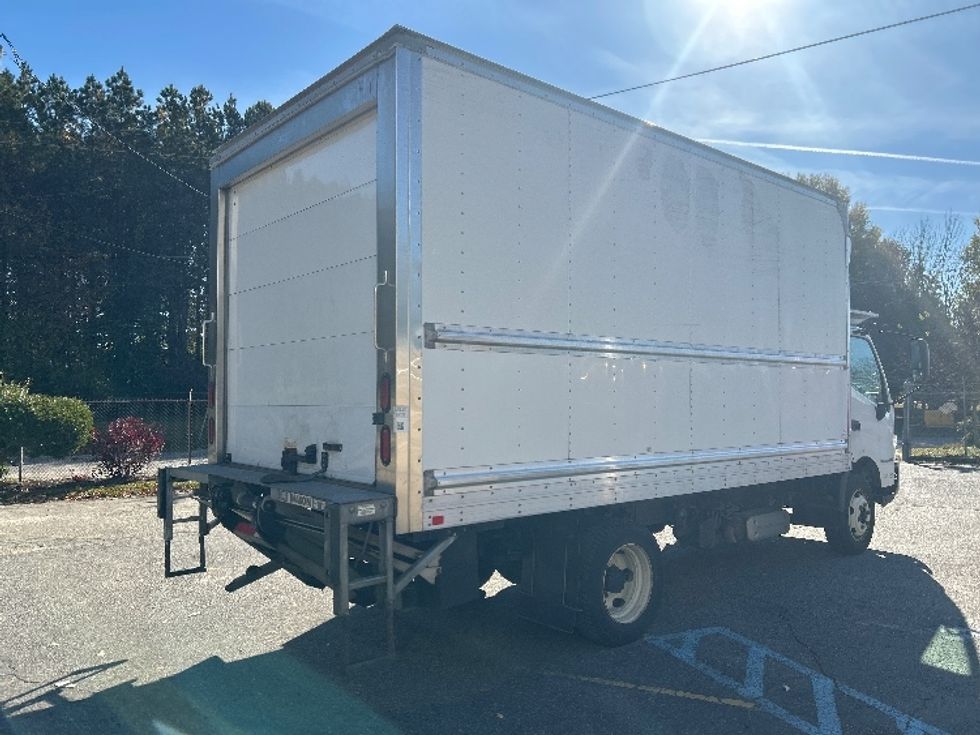 Refrigerated Truck-Light and Medium Duty Trucks-Hino-2020-195-Prince George-VA-78,565\n\t\tmiles-$ 59,250 - Image 14