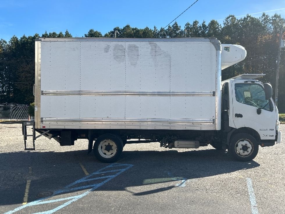 Refrigerated Truck-Light and Medium Duty Trucks-Hino-2020-195-Prince George-VA-78,565\n\t\tmiles-$ 59,250 - Image 16