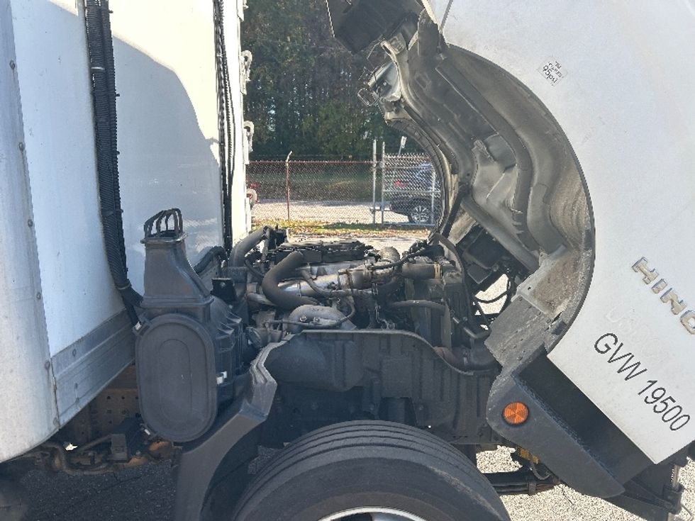Refrigerated Truck-Light and Medium Duty Trucks-Hino-2020-195-Prince George-VA-78,565\n\t\tmiles-$ 59,250 - Image 23