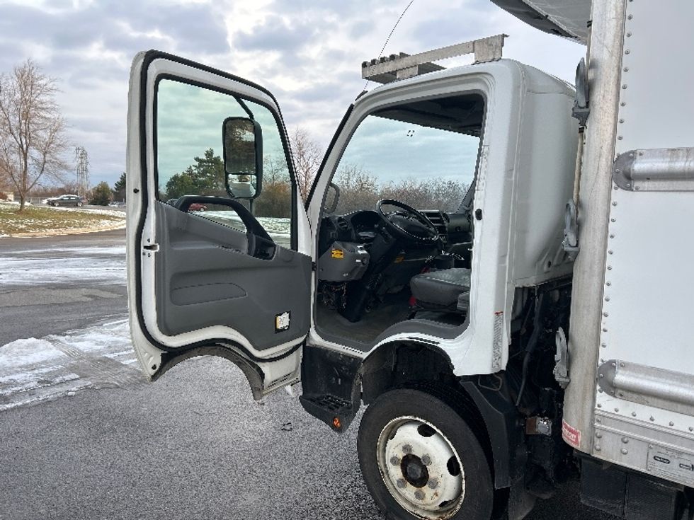 Refrigerated Truck-Light and Medium Duty Trucks-Hino-2020-195-Rochester-NY-102,962\n\t\tmiles-$ 48,750 - Image 16
