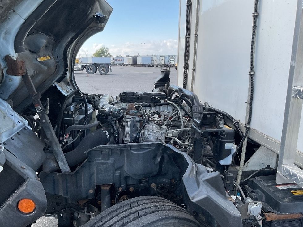 Refrigerated Truck-Light and Medium Duty Trucks-Hino-2020-195-Saint Laurent-PQ-104,921\n\t\tkm-$ 78,500 - Image 22