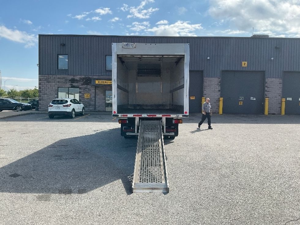 Refrigerated Truck-Light and Medium Duty Trucks-Hino-2020-195-Saint Laurent-PQ-104,921\n\t\tkm-$ 78,500 - Image 9