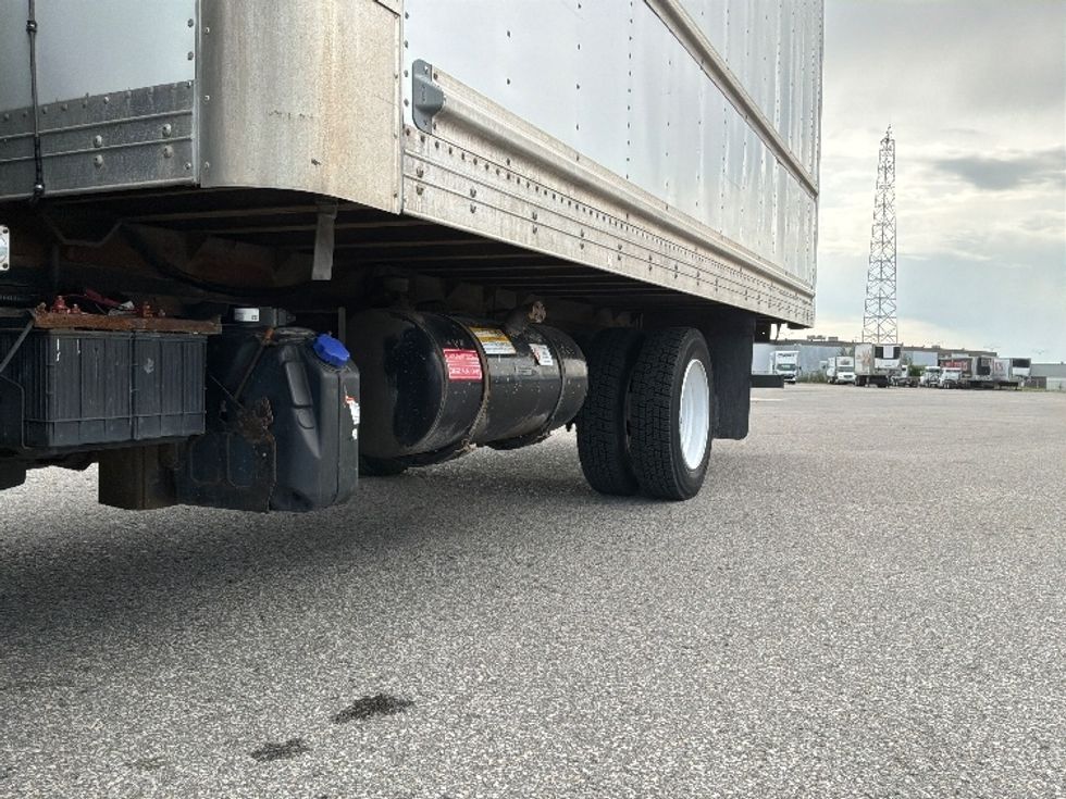 Refrigerated Truck-Light and Medium Duty Trucks-Hino-2020-195-Saint Laurent-PQ-110,053\n\t\tkm-$ 64,000 - Image 5