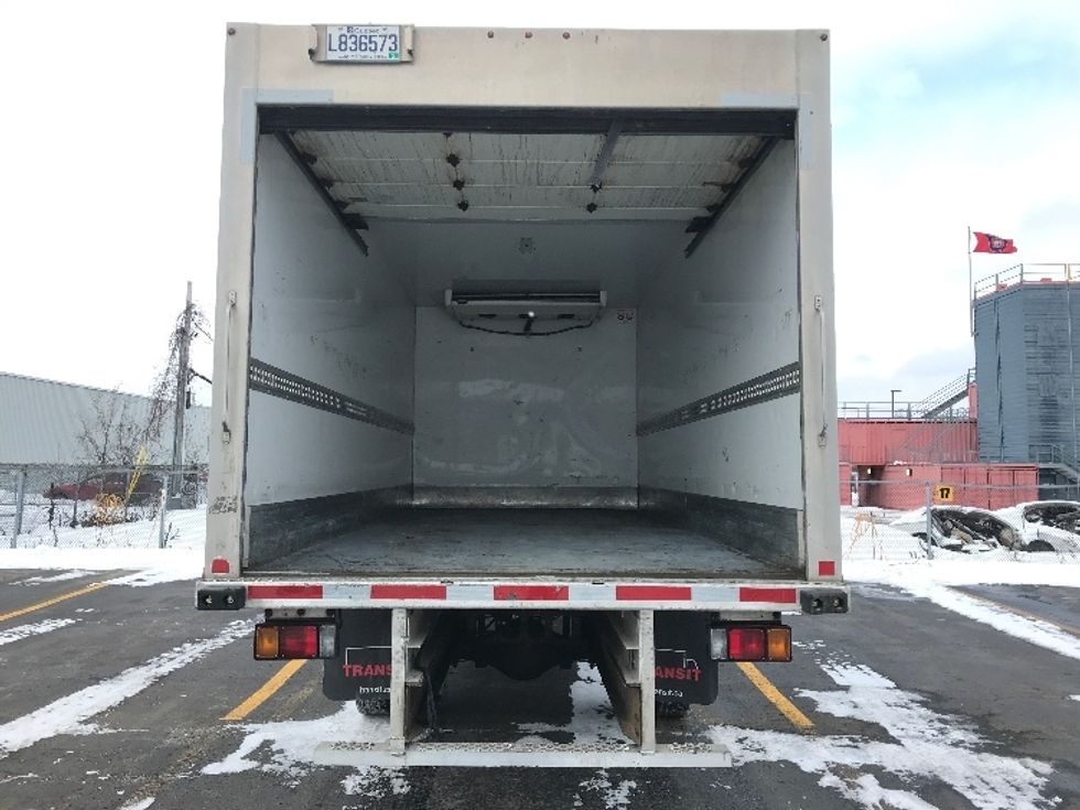 Refrigerated Truck-Light and Medium Duty Trucks-Hino-2020-195-Saint Laurent-PQ-190,559\n\t\tkm-$ 70,250 - Image 8