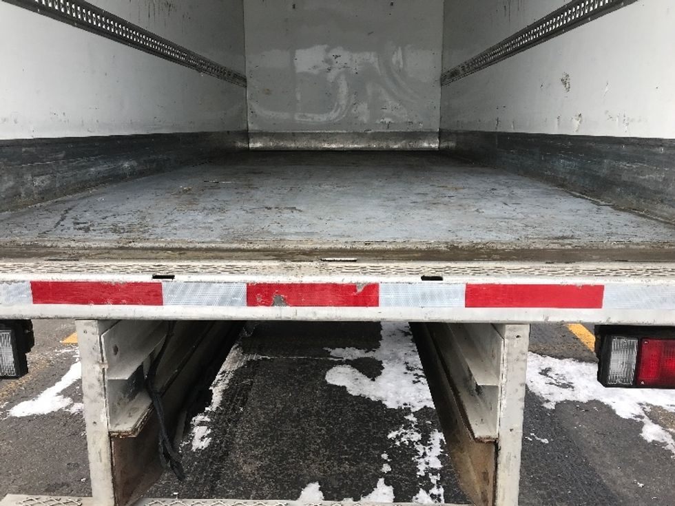 Refrigerated Truck-Light and Medium Duty Trucks-Hino-2020-195-Saint Laurent-PQ-190,559\n\t\tkm-$ 70,250 - Image 9