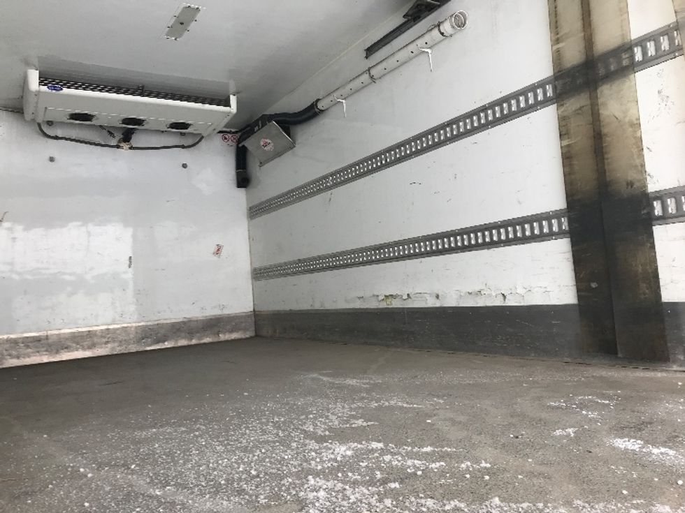 Refrigerated Truck-Light and Medium Duty Trucks-Hino-2020-195-Saint Laurent-PQ-206,713\n\t\tkm-$ 68,750 - Image 10