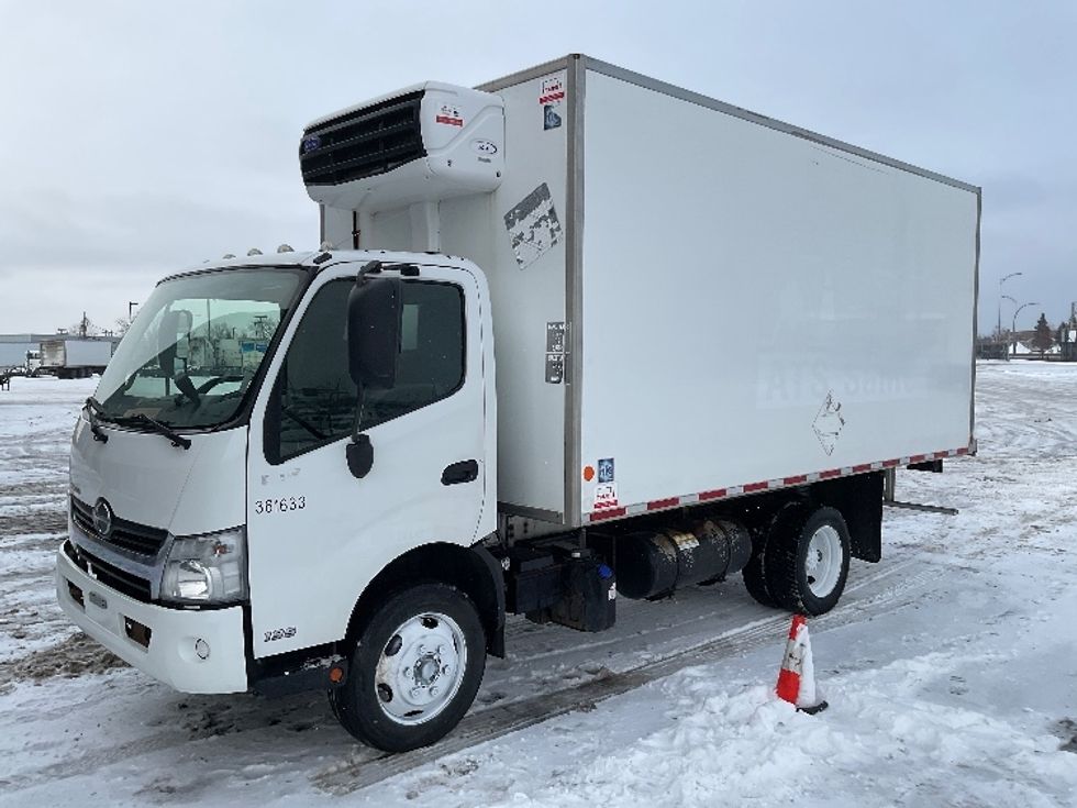 Refrigerated Truck-Light and Medium Duty Trucks-Hino-2020-195-Saint Laurent-PQ-236,488\n\t\tkm-$ 64,500 - Image 22