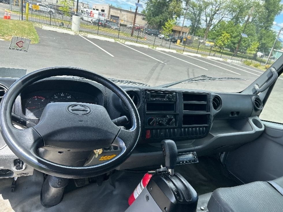 Refrigerated Truck-Light and Medium Duty Trucks-Hino-2020-195-South Plainfield-NJ-121,028\n\t\tmiles-$ 45,500 - Image 18