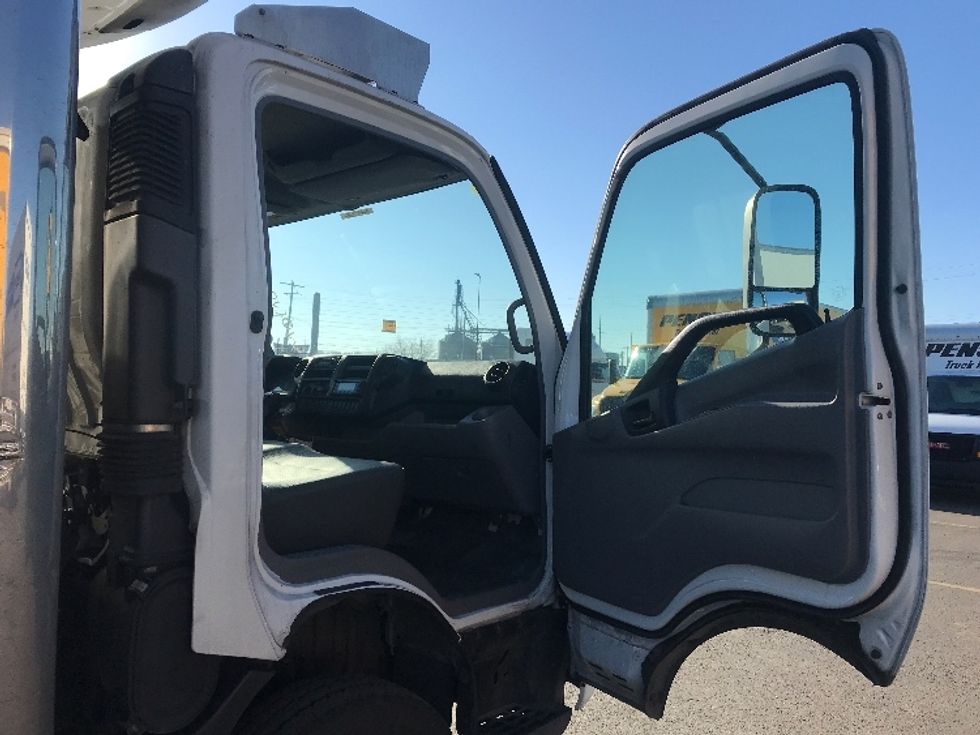 Refrigerated Truck-Light and Medium Duty Trucks-Hino-2020-195-Spokane Valley-WA-92,241\n\t\tmiles-$ 56,750 - Image 20
