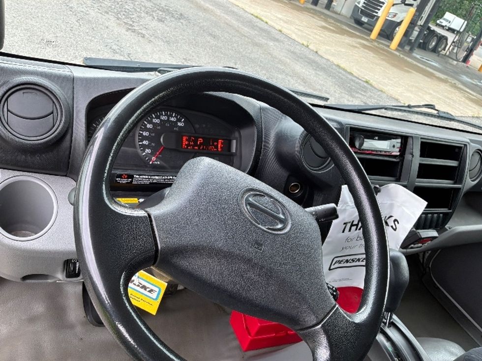 Refrigerated Truck-Light and Medium Duty Trucks-Hino-2020-195-Ste-Foy-PQ-211,132\n\t\tkm-$ 57,250 - Image 16