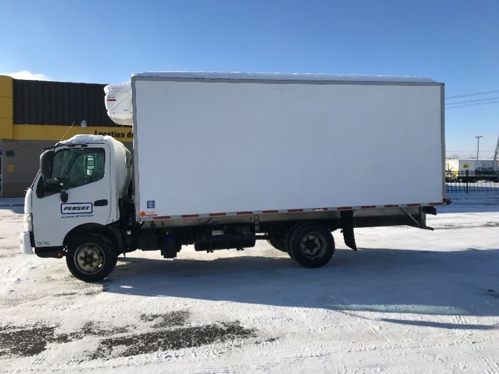 Refrigerated Truck-Light and Medium Duty Trucks-Hino-2020-195-Ste-Foy-PQ-244,794\n\t\tkm-$ 62,250 - Image 4
