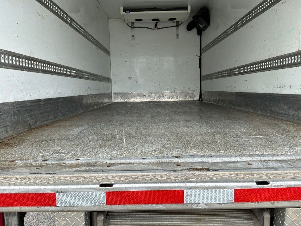 Refrigerated Truck-Light and Medium Duty Trucks-Hino-2020-195-Ste-Foy-PQ-271,742\n\t\tkm-$ 44,000 - Image 10