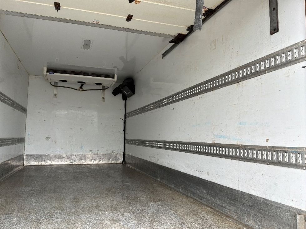 Refrigerated Truck-Light and Medium Duty Trucks-Hino-2020-195-Ste-Foy-PQ-271,742\n\t\tkm-$ 44,000 - Image 11