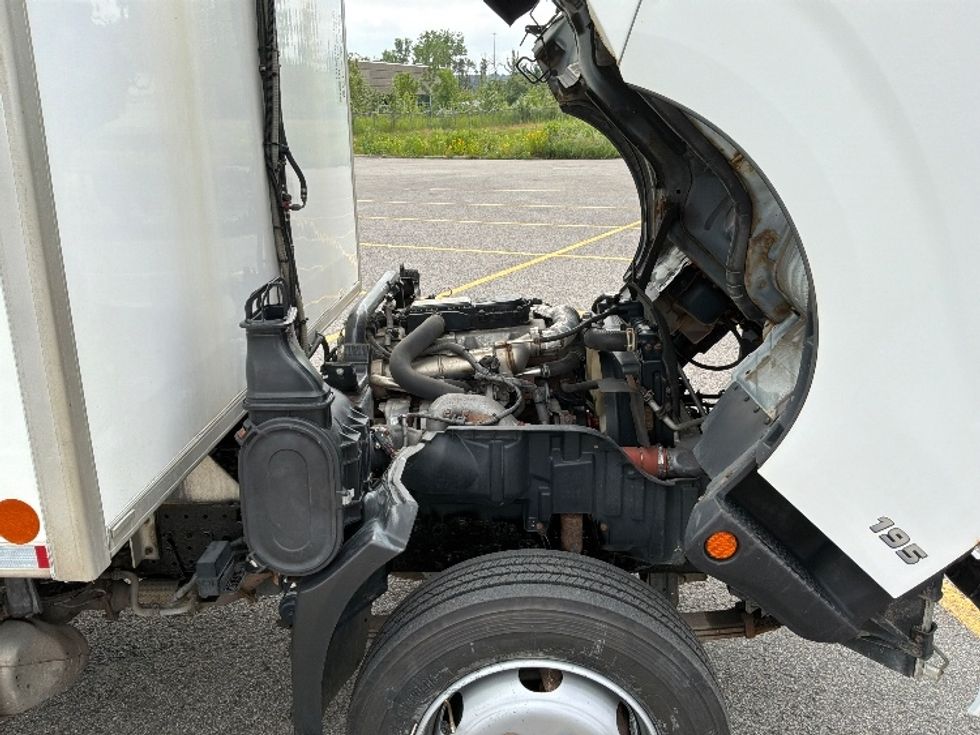 Refrigerated Truck-Light and Medium Duty Trucks-Hino-2020-195-Ste-Foy-PQ-271,742\n\t\tkm-$ 44,000 - Image 23