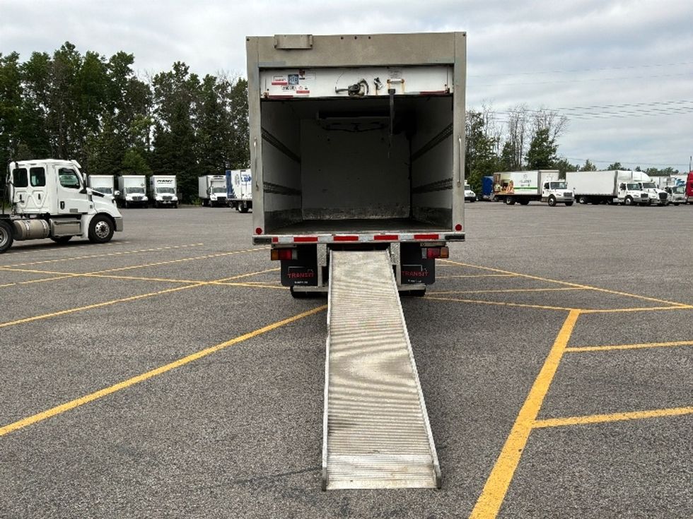 Refrigerated Truck-Light and Medium Duty Trucks-Hino-2020-195-Ste-Foy-PQ-271,742\n\t\tkm-$ 44,000 - Image 9
