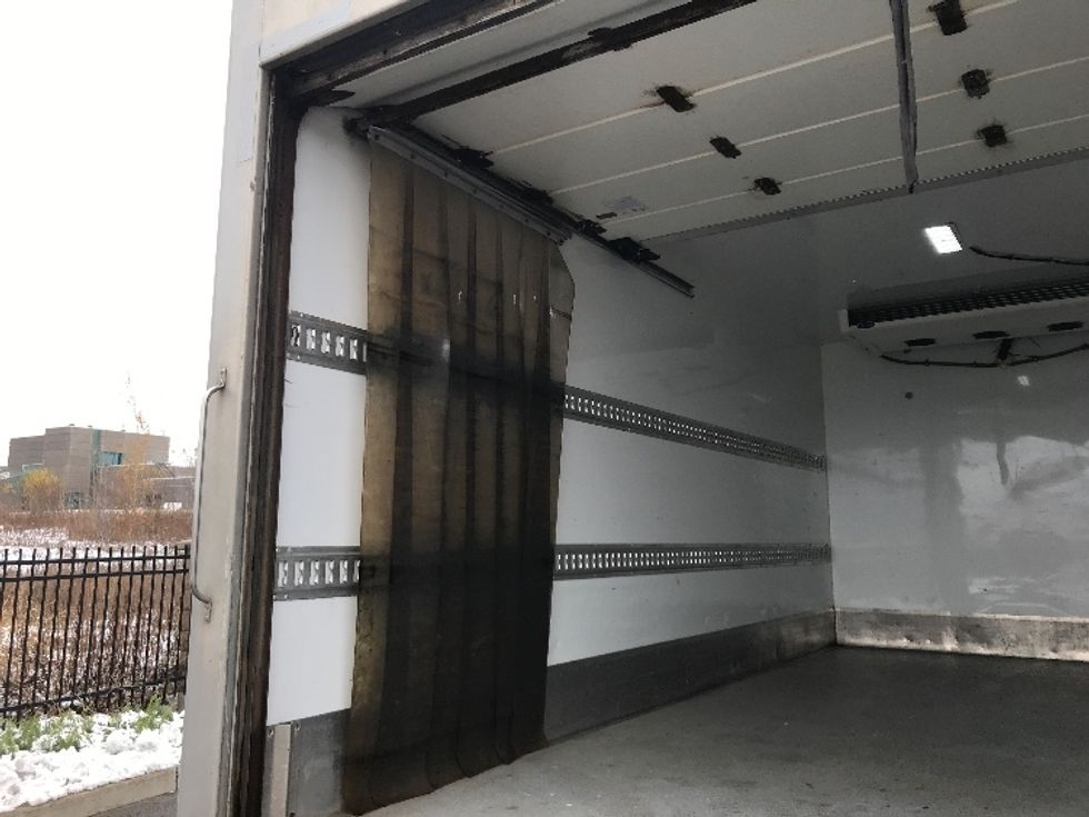 Refrigerated Truck-Light and Medium Duty Trucks-Hino-2020-195-Ste-Foy-PQ-275,346\n\t\tkm-$ 58,000 - Image 11