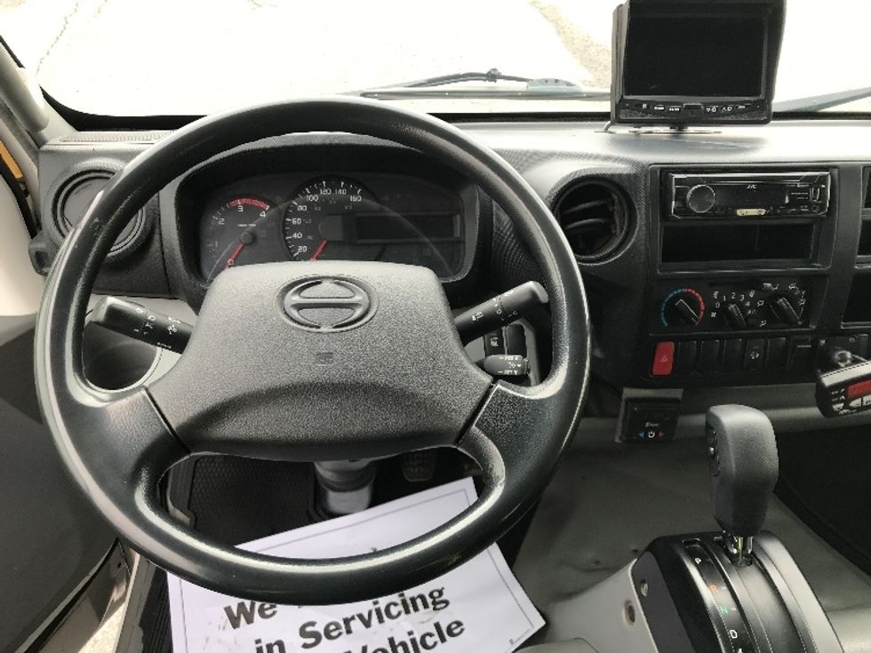 Refrigerated Truck-Light and Medium Duty Trucks-Hino-2020-195-Ste-Foy-PQ-275,346\n\t\tkm-$ 58,000 - Image 18