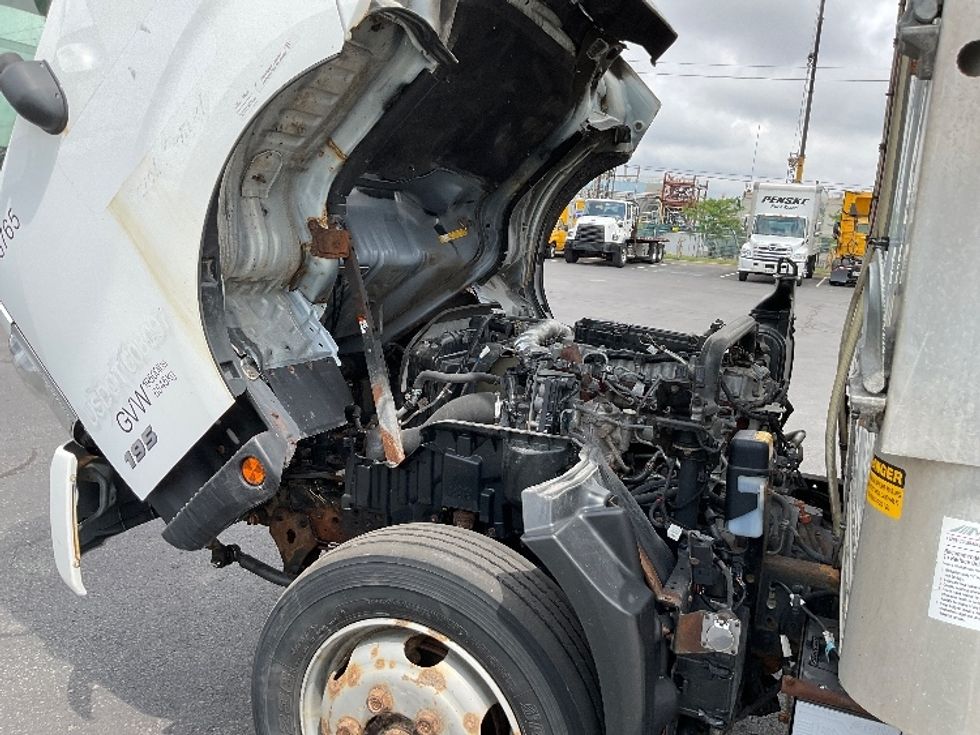 Refrigerated Truck-Light and Medium Duty Trucks-Hino-2020-195-Stoney Creek-ON-223,571\n\t\tkm-$ 50,750 - Image 23
