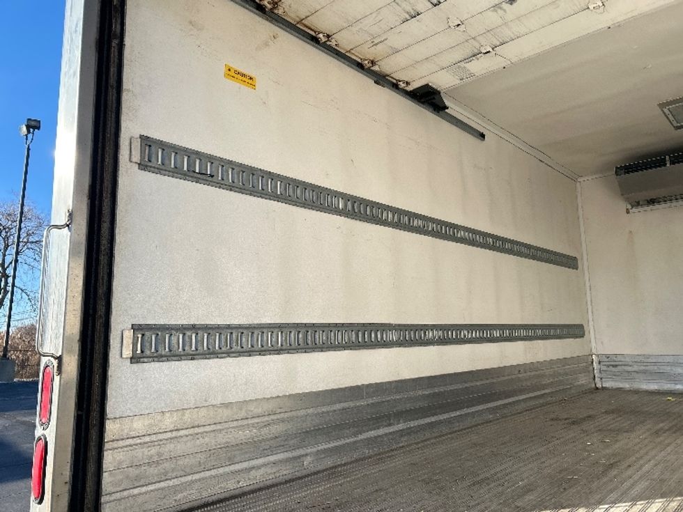 Refrigerated Truck-Light and Medium Duty Trucks-Hino-2020-195-Sturtevant-WI-85,007\n\t\tmiles-$ 55,500 - Image 11