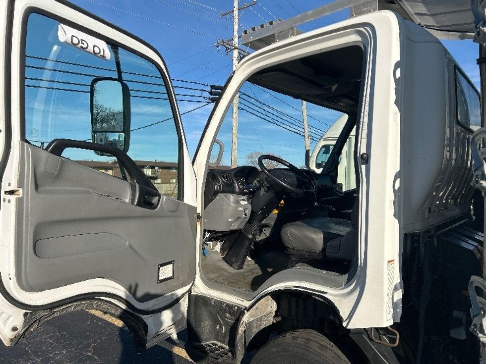 Refrigerated Truck-Light and Medium Duty Trucks-Hino-2020-195-Sturtevant-WI-85,007\n\t\tmiles-$ 55,500 - Image 16