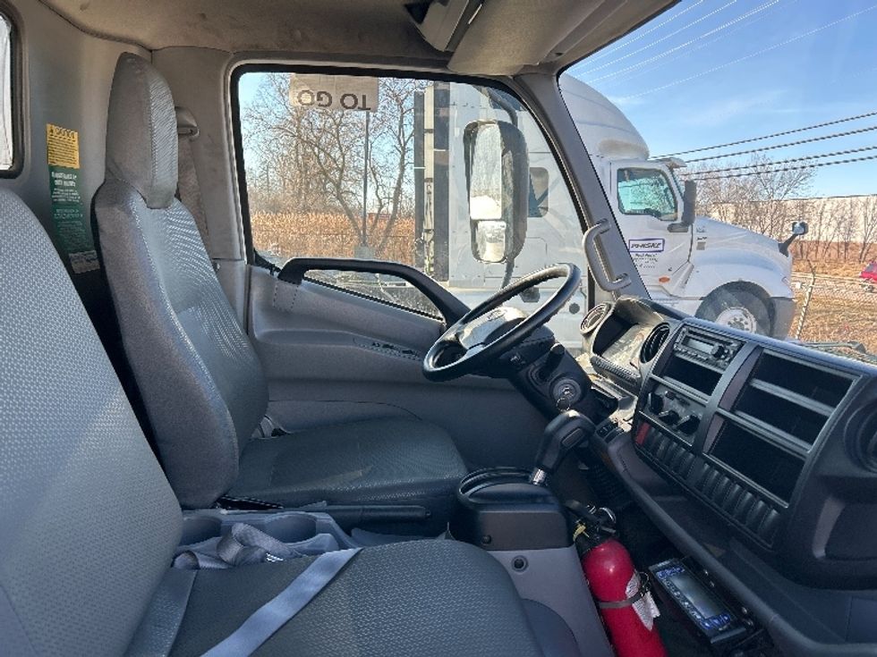 Refrigerated Truck-Light and Medium Duty Trucks-Hino-2020-195-Sturtevant-WI-85,007\n\t\tmiles-$ 55,500 - Image 21
