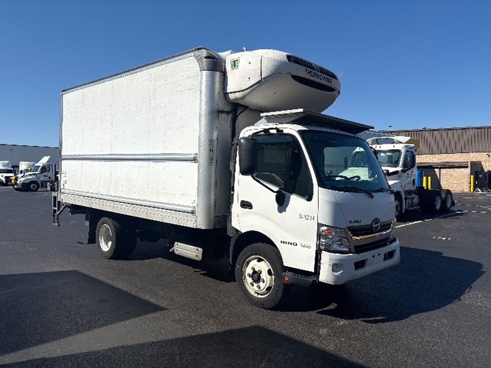 Refrigerated Truck-Light and Medium Duty Trucks-Hino-2020-195-Swedesboro-NJ-135,490\n\t\tmiles-$ 48,250 - Image 1