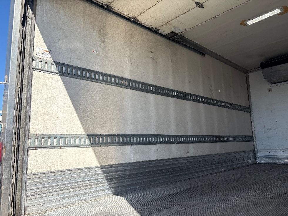 Refrigerated Truck-Light and Medium Duty Trucks-Hino-2020-195-Swedesboro-NJ-135,490\n\t\tmiles-$ 48,250 - Image 11
