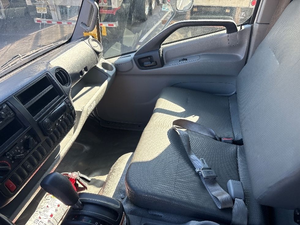 Refrigerated Truck-Light and Medium Duty Trucks-Hino-2020-195-Swedesboro-NJ-135,490\n\t\tmiles-$ 48,250 - Image 19