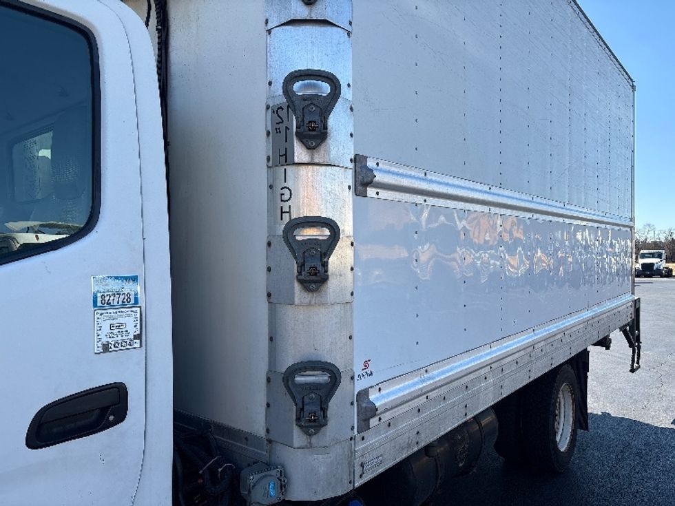 Refrigerated Truck-Light and Medium Duty Trucks-Hino-2020-195-Swedesboro-NJ-135,490\n\t\tmiles-$ 48,250 - Image 26