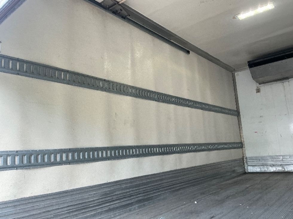 Refrigerated Truck-Light and Medium Duty Trucks-Hino-2020-195-Tampa-FL-136,266\n\t\tmiles-$ 51,250 - Image 11