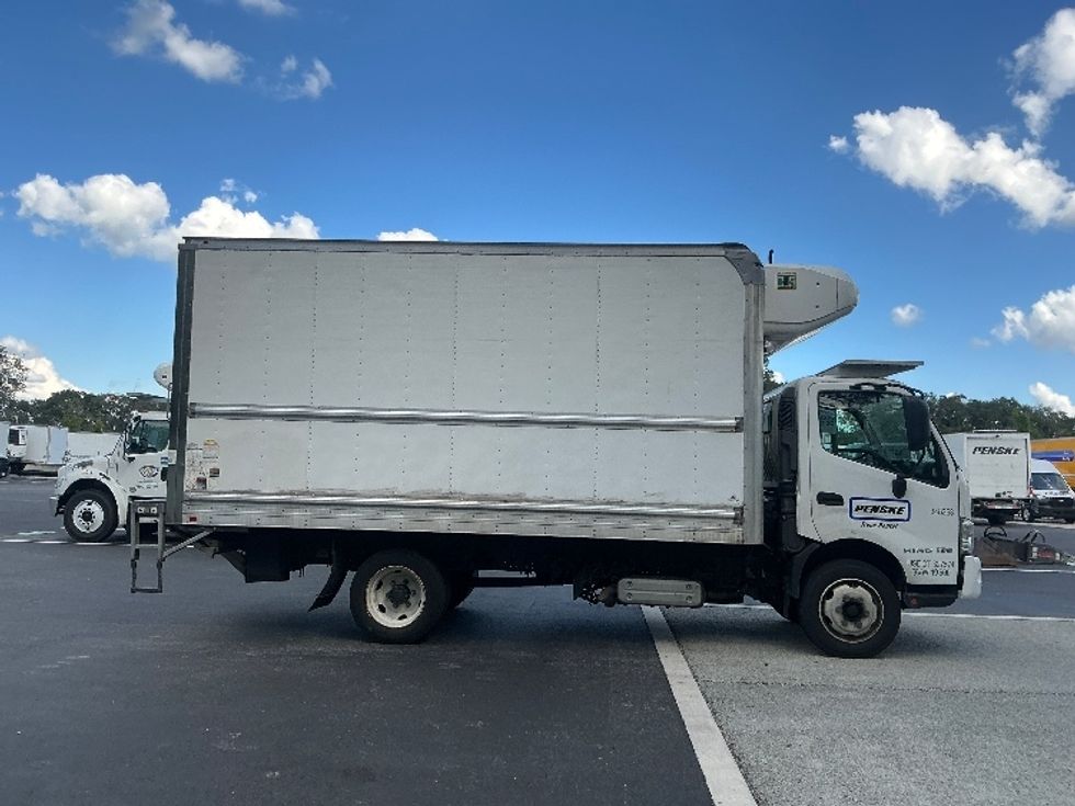 Refrigerated Truck-Light and Medium Duty Trucks-Hino-2020-195-Tampa-FL-136,266\n\t\tmiles-$ 51,250 - Image 15