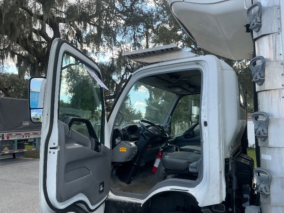 Refrigerated Truck-Light and Medium Duty Trucks-Hino-2020-195-Tampa-FL-136,266\n\t\tmiles-$ 51,250 - Image 16