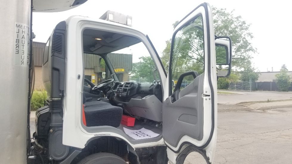 Refrigerated Truck-Light and Medium Duty Trucks-Hino-2020-195-Toronto-ON-204,243\n\t\tkm-$ 59,750 - Image 20