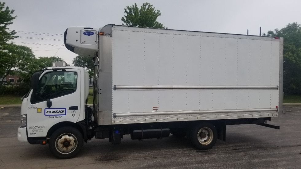 Refrigerated Truck-Light and Medium Duty Trucks-Hino-2020-195-Toronto-ON-204,243\n\t\tkm-$ 59,750 - Image 4
