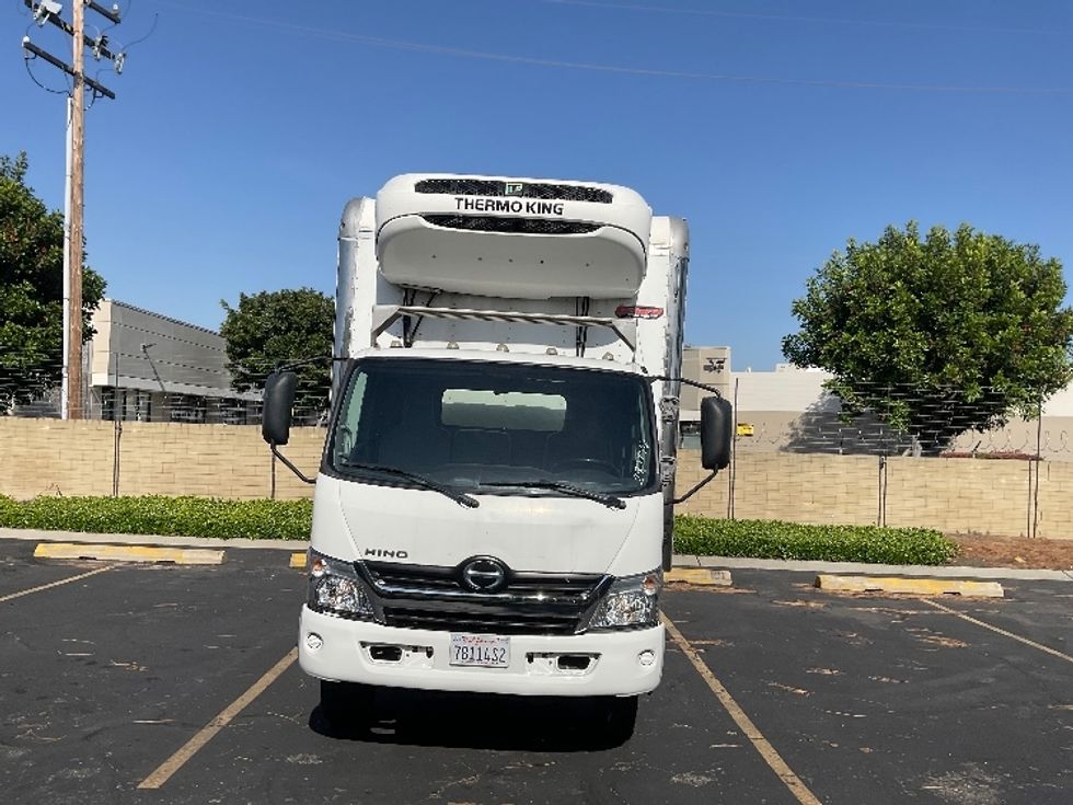 Refrigerated Truck-Light and Medium Duty Trucks-Hino-2020-195-Torrance-CA-123,848\n\t\tmiles-$ 51,750 - Image 2