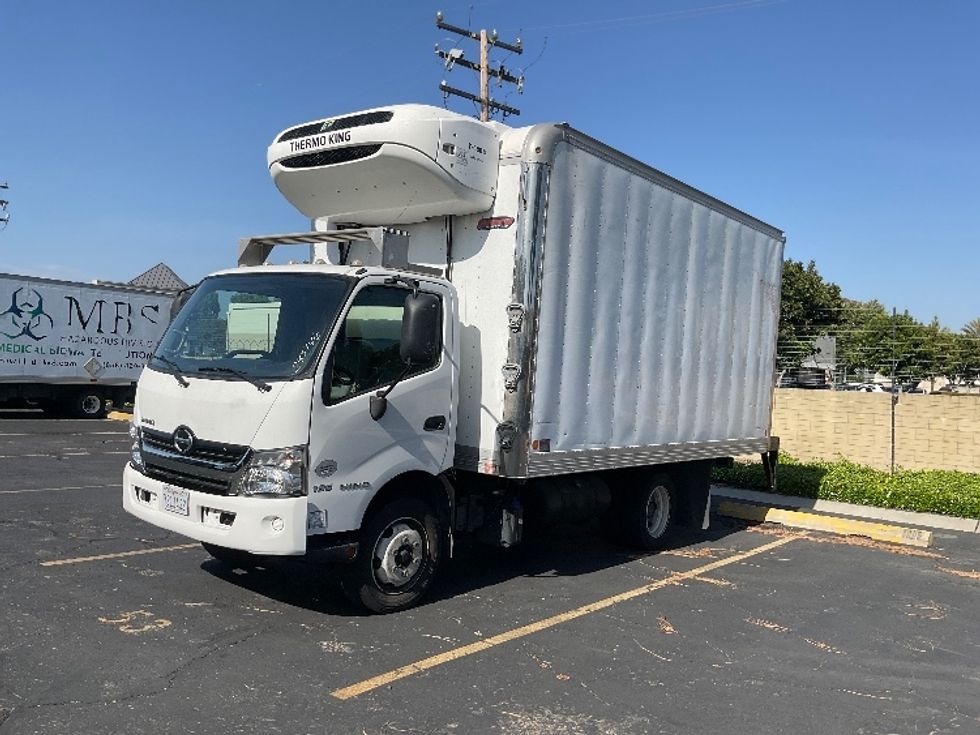 Refrigerated Truck-Light and Medium Duty Trucks-Hino-2020-195-Torrance-CA-123,848\n\t\tmiles-$ 51,750 - Image 3