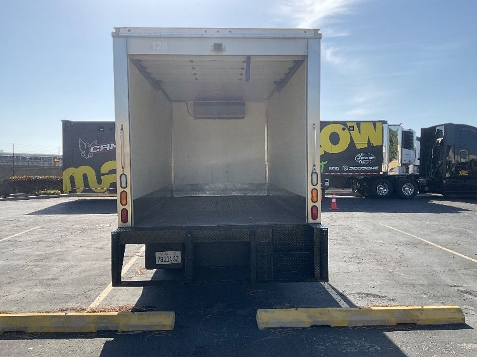 Refrigerated Truck-Light and Medium Duty Trucks-Hino-2020-195-Torrance-CA-123,848\n\t\tmiles-$ 51,750 - Image 9
