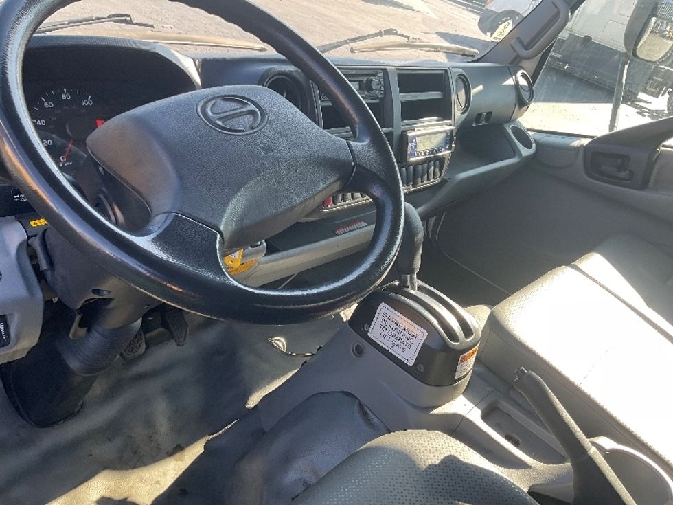 Refrigerated Truck-Light and Medium Duty Trucks-Hino-2020-195-Torrance-CA-146,917\n\t\tmiles-$ 49,500 - Image 18