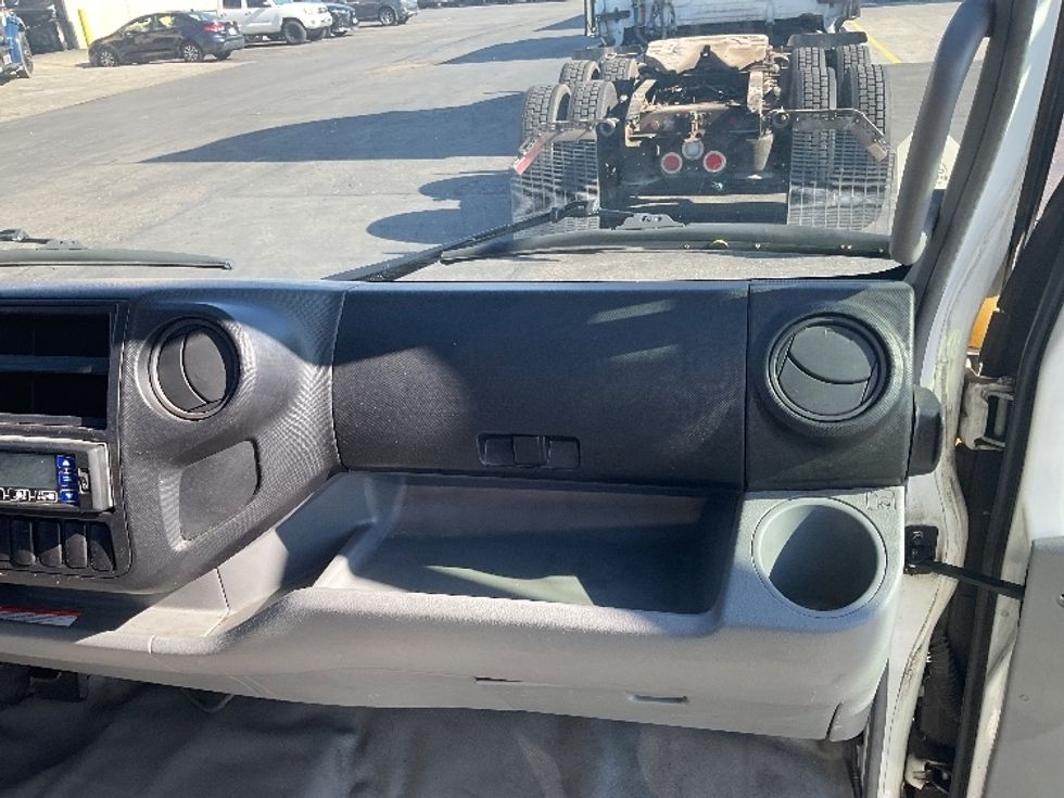 Refrigerated Truck-Light and Medium Duty Trucks-Hino-2020-195-Torrance-CA-146,917\n\t\tmiles-$ 49,500 - Image 21
