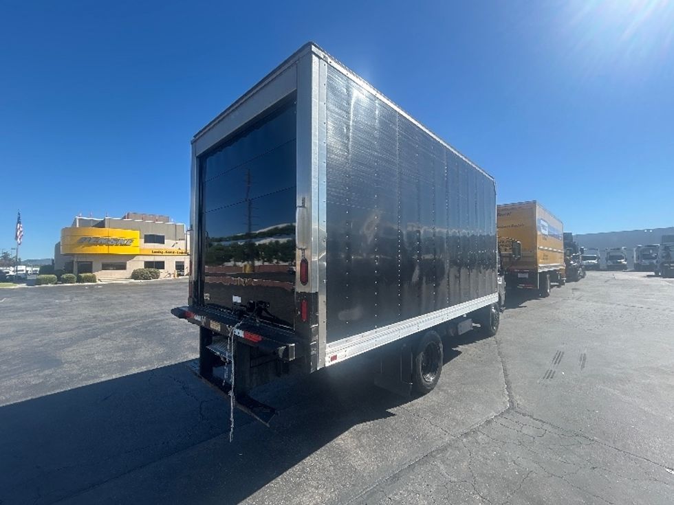 Refrigerated Truck-Light and Medium Duty Trucks-Hino-2020-195-Torrance-CA-166,071\n\t\tmiles-$ 39,500 - Image 13